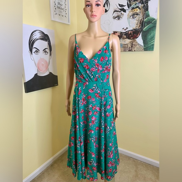 💫HP‼️💫 SILK‼️ NWT YUMI KIM by Anthropologie Floral Dress, Size 8 - Picture 9 of 10